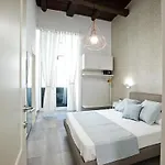 Parthenope 4*