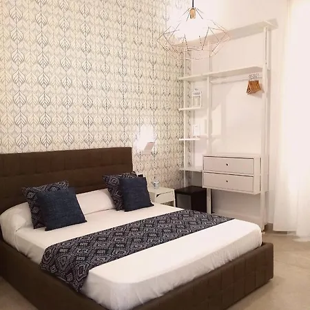 帕特诺普套房旅馆 4*